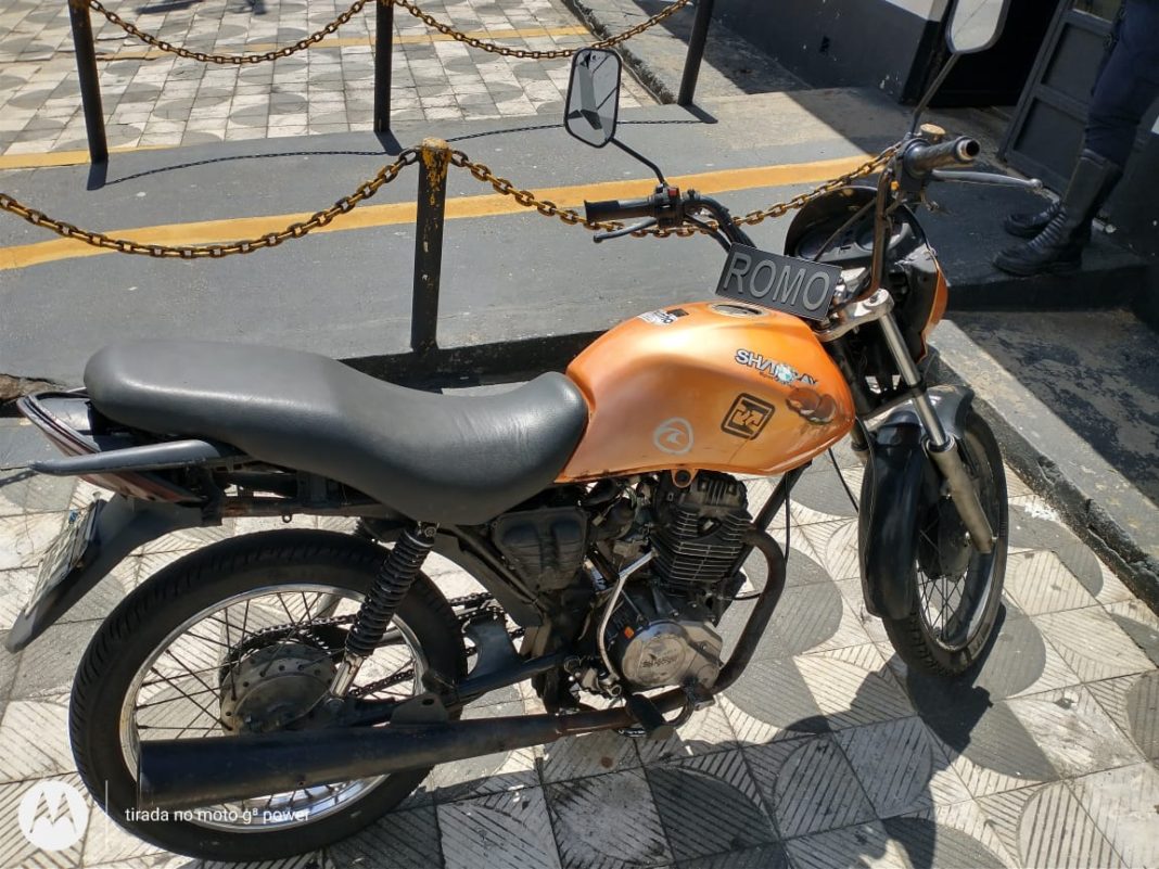 GCM combate tráfico de drogas e apreende moto adulterada