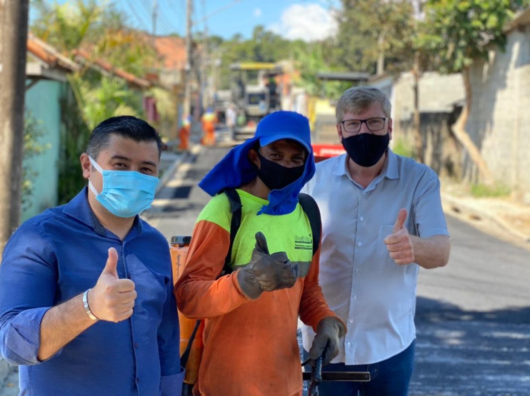 Obras de pavimentação avançam no Recanto São José