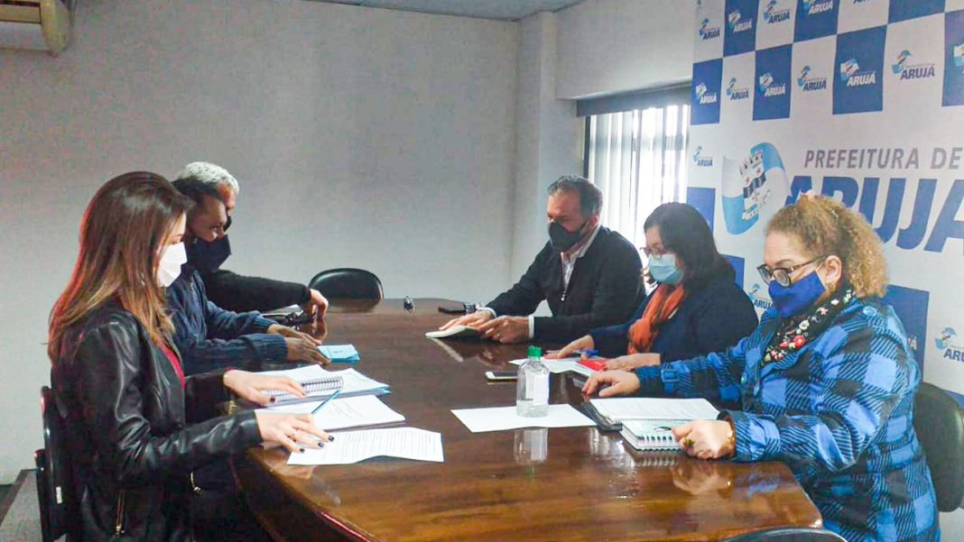 Prefeitura de Arujá revisa Plano Municipal de Prevenção e Combate à Violência Sexual entre Crianças e Adolescentes
