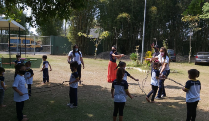 Escola Ambiental realizou oficina “Brincante com a natureza da nossa cidade” nesta quarta