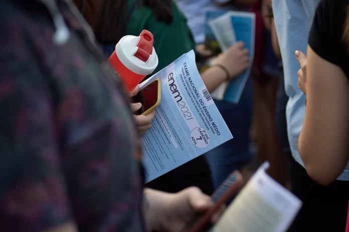 Após despencar na pandemia, número de candidatos ao Enem no Alto Tietê cresce 11,2% em 2022, segundo Inep