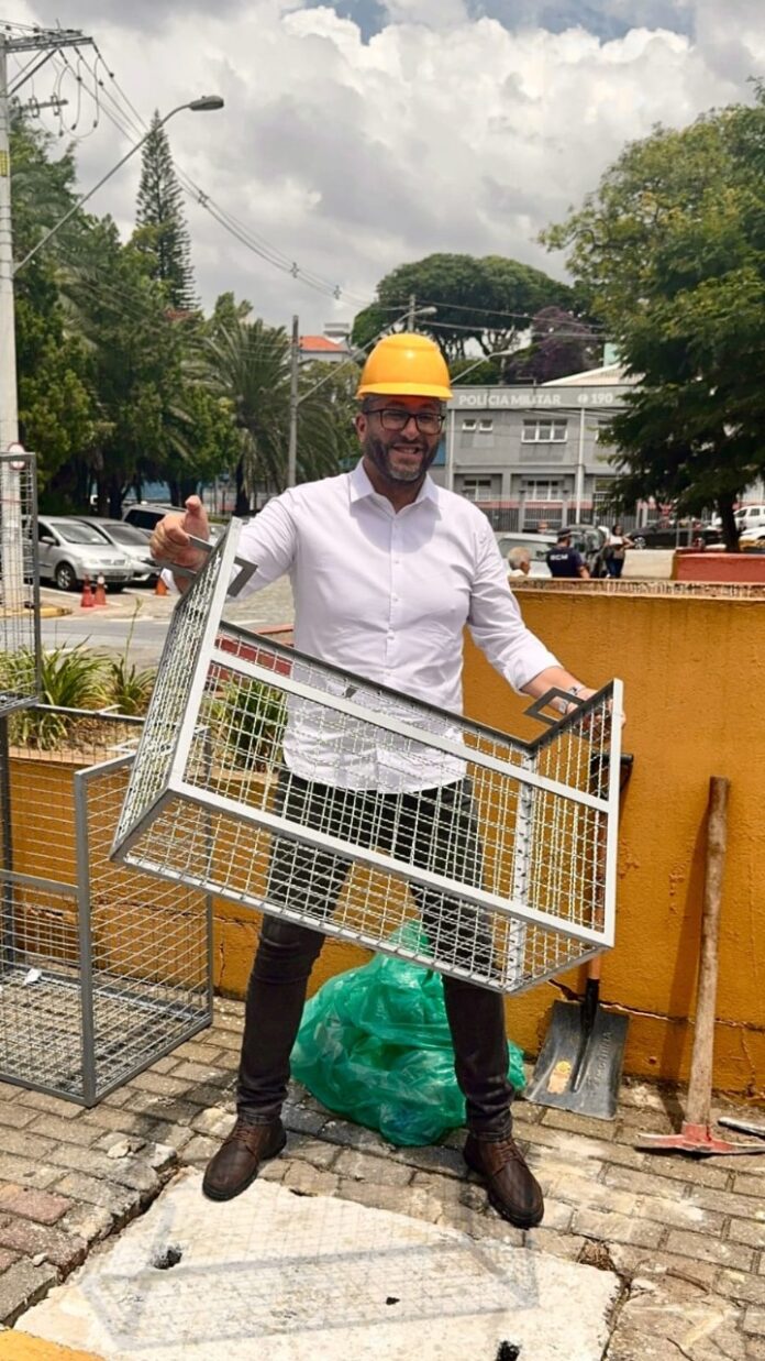 Prefeitura de Poá instala gaiolas em bueiros e reforça combate às enchentes