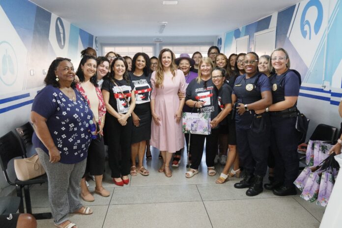 Flavia Souza participa do lançamento do Curso Promotoras Legais Populares de Poá