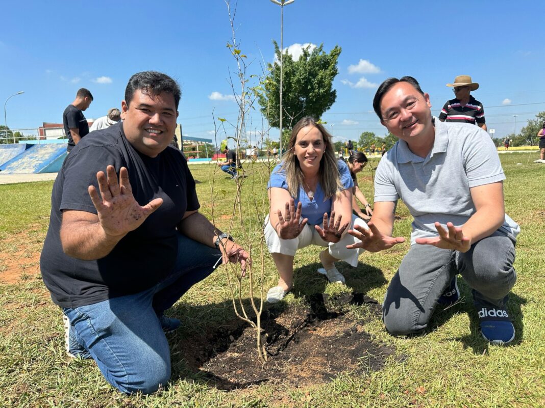 Suzano ultrapassa marca de 5 mil árvores plantadas em um ano