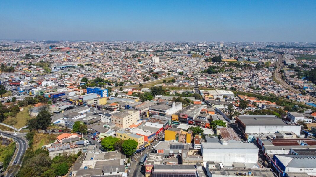 Proprietários de obras irregulares de Itaquá podem aderir ao programa Construção Legal